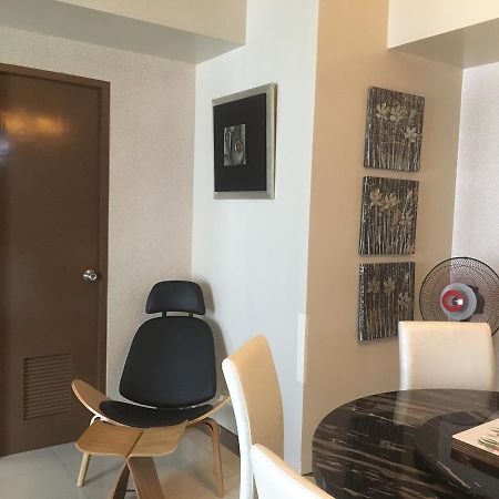 De Luxe 7Qrs Apartamento Manila Exterior foto